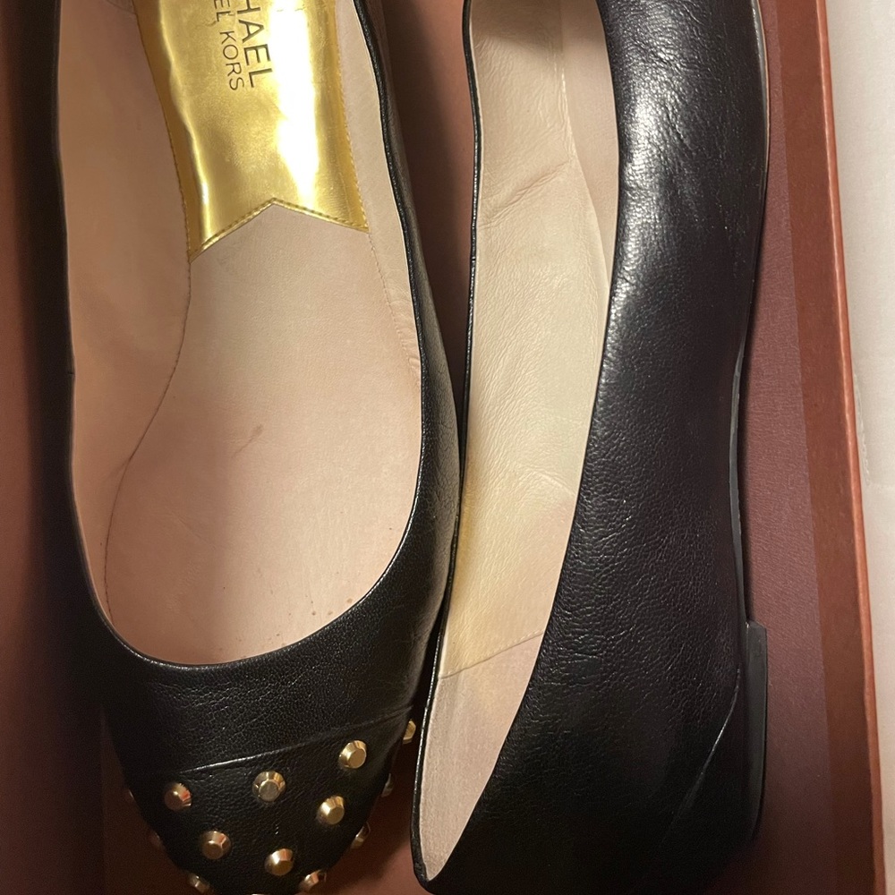 Micheal kors flats